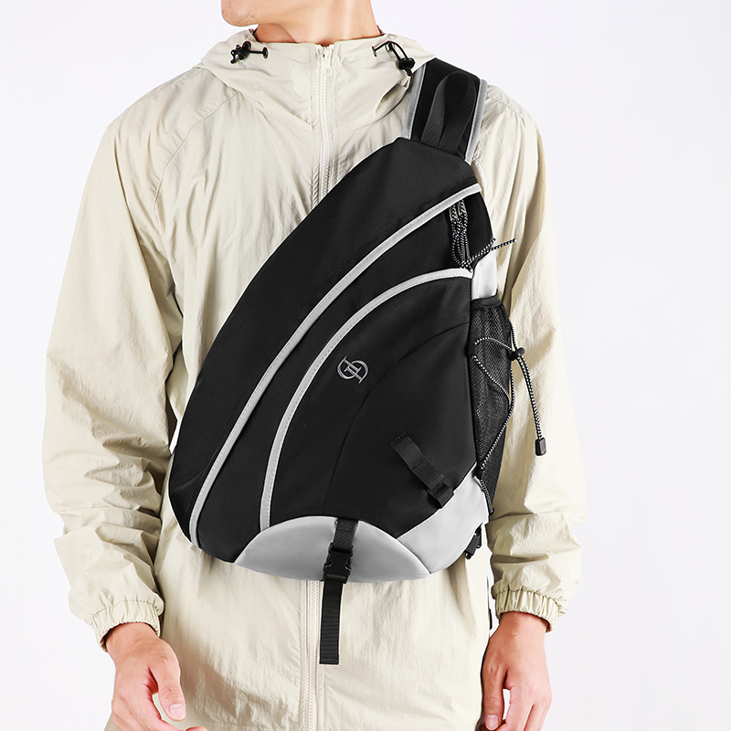 Men's Climbing Chest Bag Outdo - Cycling Commute Training のレビューと価格