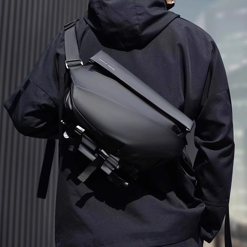 Trendy Men's Commuter Chest Ba - Waterproof Cycling Commute のレビューと価格