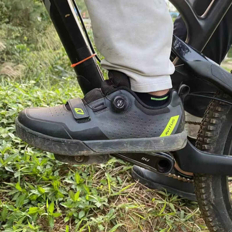AVITUS Mountain Bike Shoes Zap - Commuting On Mountain Bike のレビューと価格