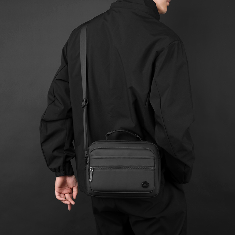 Lightweight Nylon Crossbody Ba - Cycling Commute Essentials のレビューと価格