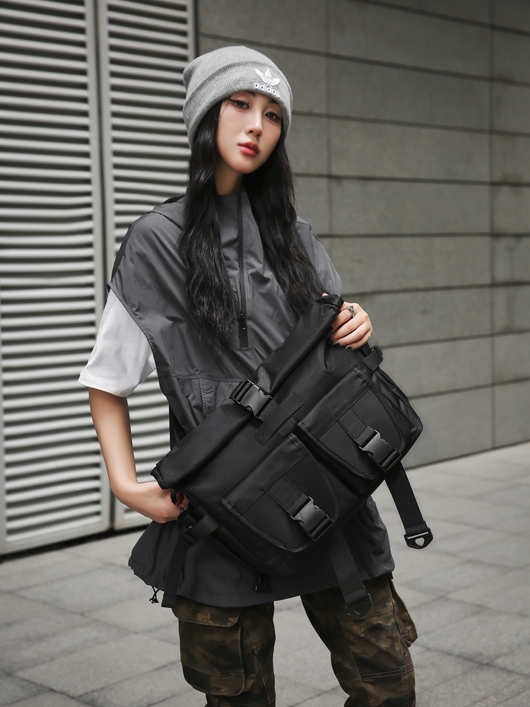 Faionable Large Capaci Cuter B - Waterproof Cycling Commute のレビューと価格