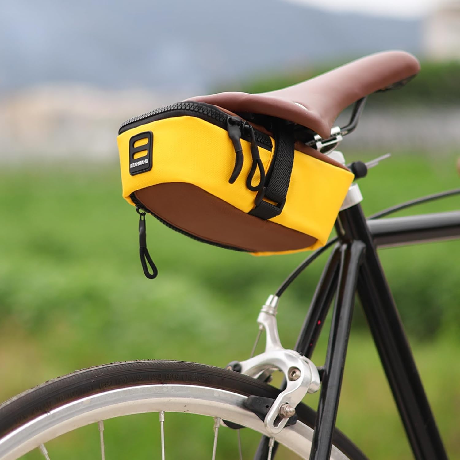 Expandable Large Capacity Bike - Waterproof Cycling Commute のレビューと価格